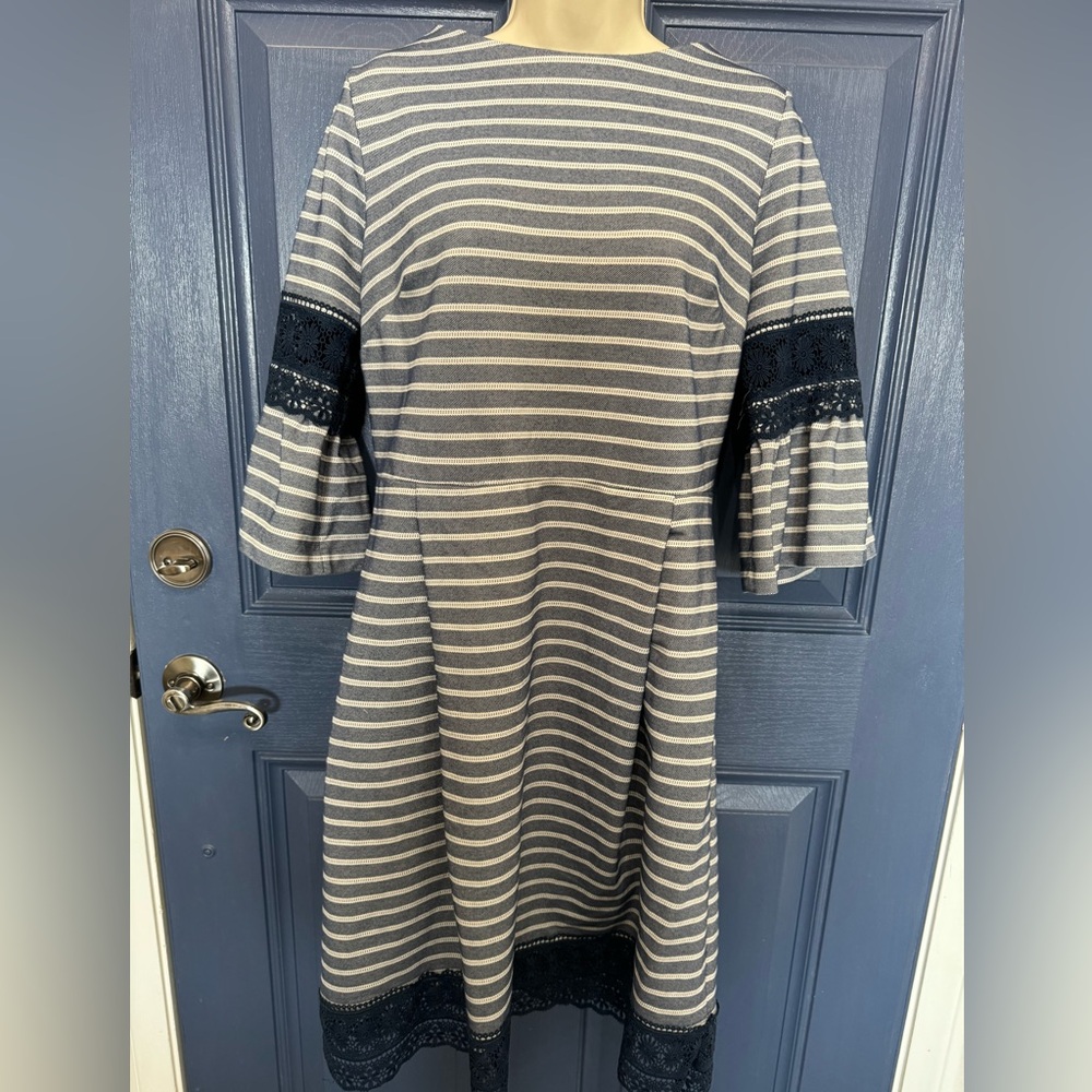 Ivanka Trump Navy and White Lace Trim Striped Bell Sleeve Shift Dress Size 12